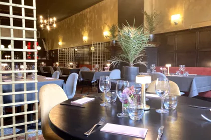 Bigger view of Modern restaurant